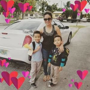 Meet your Posher, Dayana